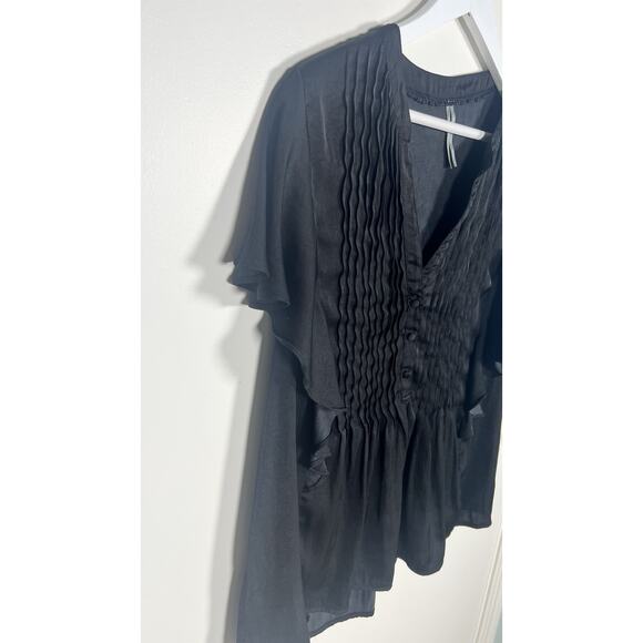 Anthropologie Womens XL Black Silky Pintucked V-Neck Flutter Sleeves Swing Top - Picture 3 of 7